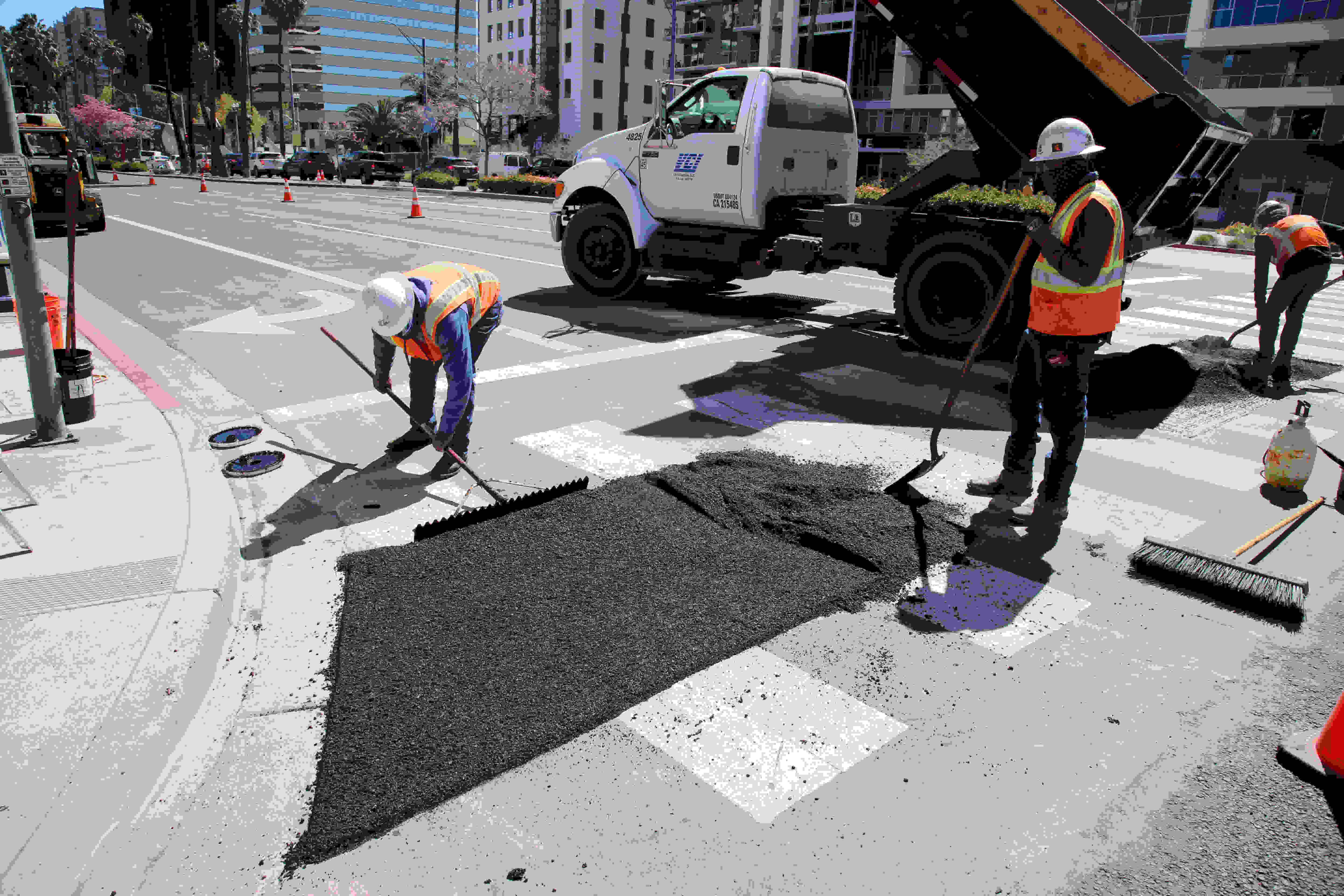 Professional asphalt paving smooth road and driveway paving by expert contractors